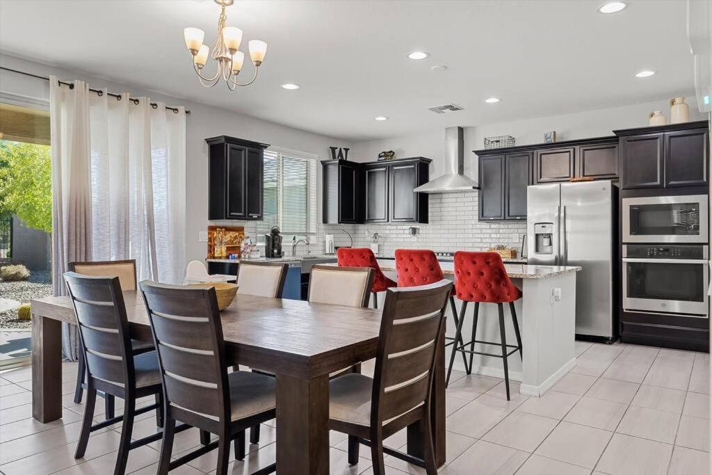 Family Vacation Home Maricopa Bagian luar foto